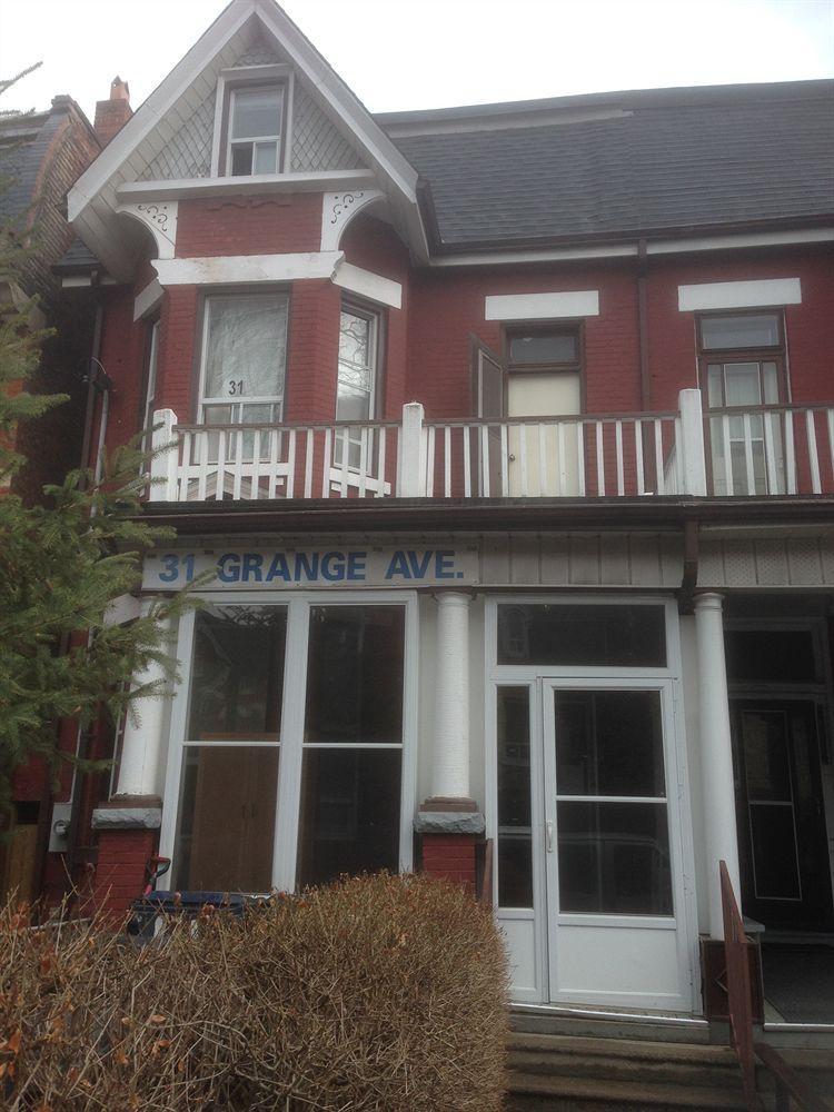 Toronto Travellers Home ภายนอก รูปภาพ