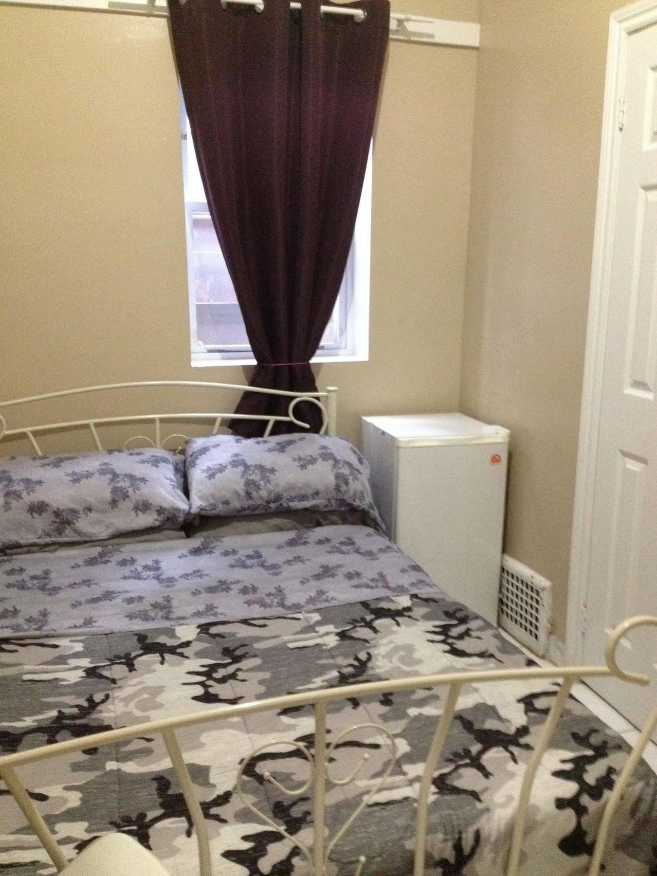 Toronto Travellers Home ภายนอก รูปภาพ