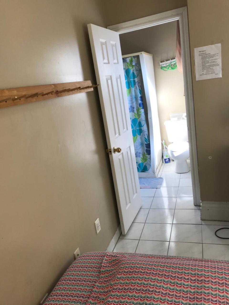 Toronto Travellers Home ภายนอก รูปภาพ